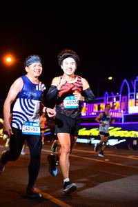 BIB: 40701, 29607, 215
                            <button type="button" onclick="openModal(22864944)" class="btn btn-primary btn-sm float-right btn-popup" data-toggle="modal" data-target=".modal-high-quality">
                        <i class="fas fa-shopping-cart"></i> Add to Cart
                    </button>
                                            <button type="button" onclick="isThisMe(22864944, true)" class="btn btn-success btn-sm float-right btn-popup btn-isme hidden" data-toggle="tooltip" data-placement="bottom" title="นี่คือรูปของคุณใช่ไหม คลิกที่นี่เพื่อเอาเข้าอัลบั้ม">
                        <i class="fas fa-plus"></i> Add to album
                    </button>
                    <button type="button" onclick="isThisMe(22864944, false)" class="btn btn-warning btn-sm float-right btn-popup btn-isnotme hidden">
                        <i class="fas fa-ban"></i> Remove from album
                    </button>